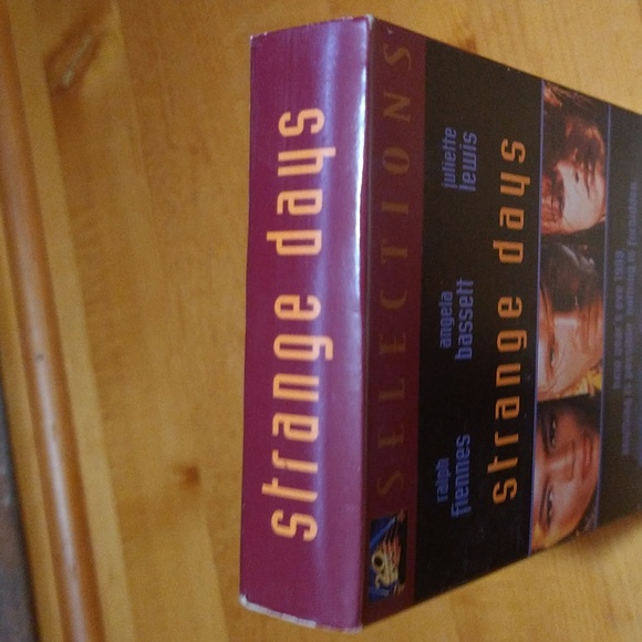 Strange Days 1995 ‧ Sci-fi Thriller VHS tape - Picture 6 of 7